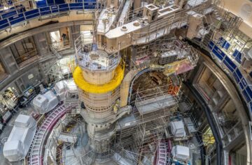 Construção do Reator Termonuclear Experimental Internacional (ITER), o maior dispositivo de fusão do mundo. Foto: ITER, 2025