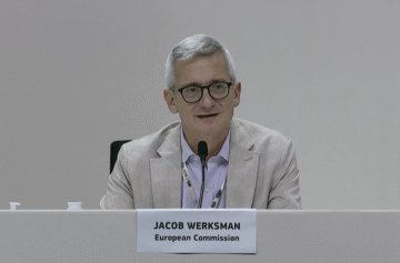 Jacob Werksman na conferência de imprensa da UE para a COP30