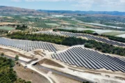 Central solar de grande escala em Chiaramonte Gulfi | Foto: EDP