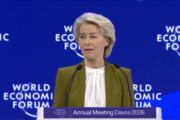 Ursula von der Leyen a discursar em Davos, Suíça