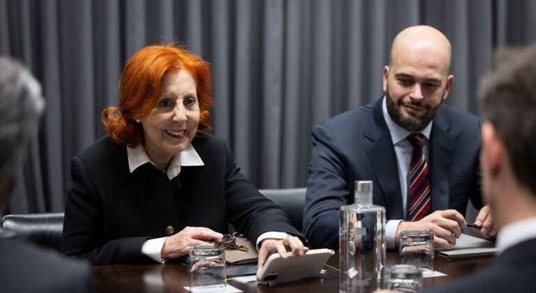 Maria da Graça Carvalho e Jean Barroca | Foto: Sara Matos/MAEn