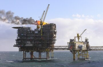 Plataforma petrolifera Tyra no Mar do Nort | Foto:  Tom Jervis/Wikimedia