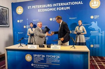 Mikhail Kovalchuk presidente do Instituto Kurchatov e Pietro Barabaschi diretor-geral do ITER | Foto: ITER