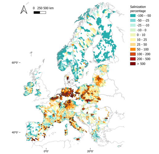 Map of Europe showing salinization percentage by color scale; legend on the right lists ranges from -100 to >500.